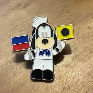 Disney Cruise Lines Goofy Sailor International Flag Enamel Pin